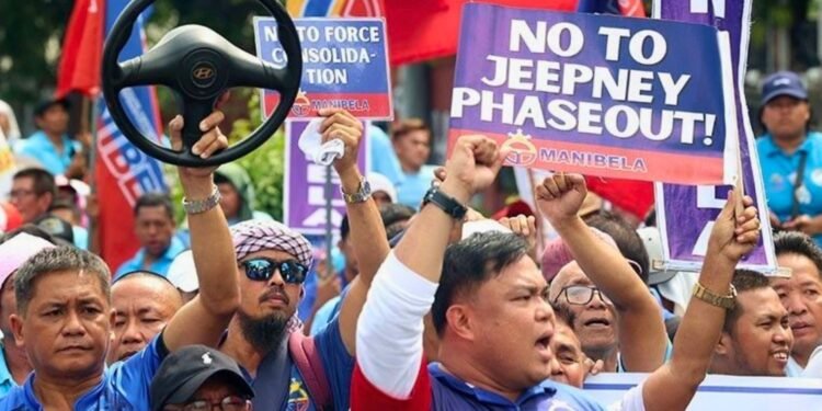 Former senator Revilla files counter-affidavit on flood-control graft complaint