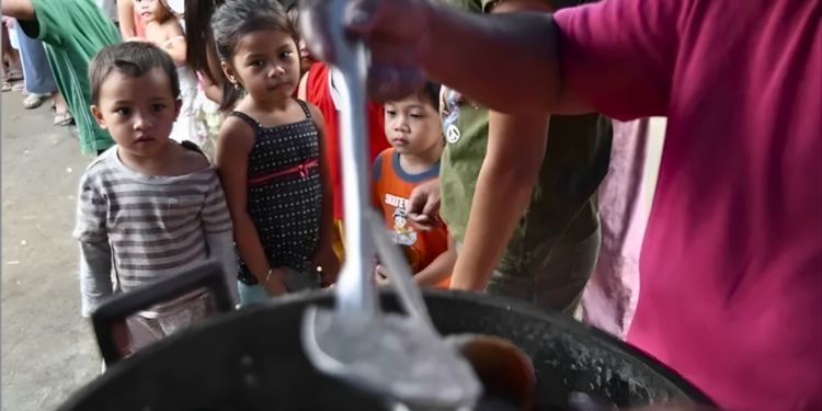 Social weather stations report slight drop in Filipino families experiencing hunger