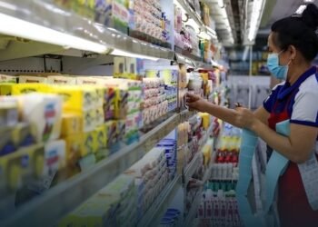 DTI secures industry dealto halt price hikes for basic goods until May 10