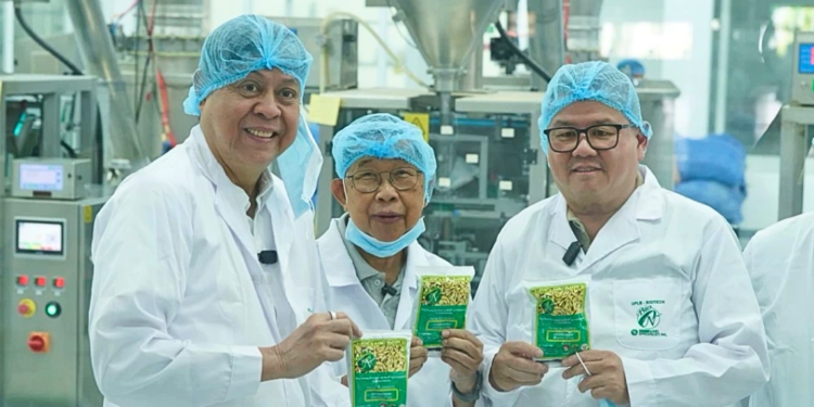 Sebastian Duterte rolls out starlink satellite internet to eight remote Davao barangays