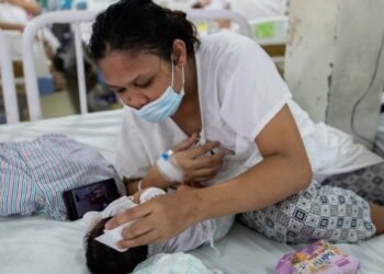 The Philippine fertility rate records sharpest decline in history, falls to 1.7 children per woman