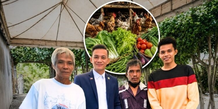Cebu lawyer graciously receives vegetables and native chicken from farmers as gratitude for legal help