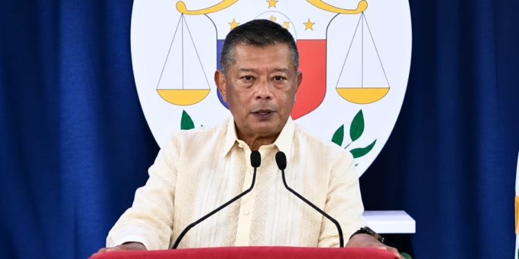 “Ang Haharang ay Mananagot”: Remulla Pledges Action Against Officials Who Obstruct Government Transparency